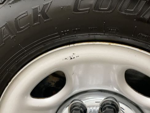 Used 2017 Chevrolet Express 2500 LT w/ LT Preferred Equipment Group image 32