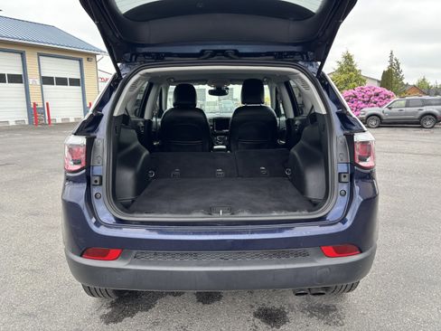 Used 2020 Jeep Compass Limited AWD/4WD image 28