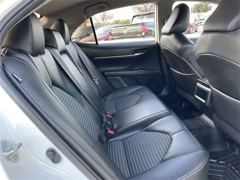 Used 2022 Toyota Camry SE image 28