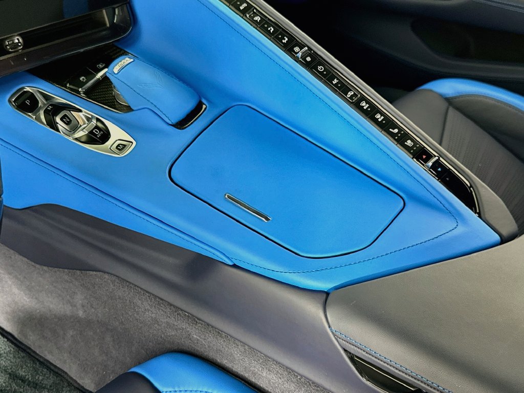 Used 2025 Chevrolet Corvette Z06 w/ Stealth Interior Trim Package RWD image 12