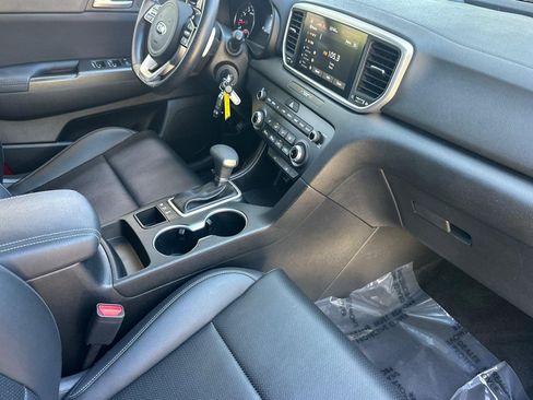 Used 2022 Kia Sportage Nightfall Edition AWD/4WD image 31