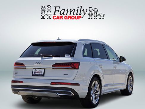Used 2023 Audi Q7 3.0T Prestige w/ Prestige Package image 4
