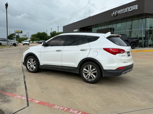 Used 2014 Hyundai Santa Fe Sport 2.0T w/ Technology Package 05 FWD image 3
