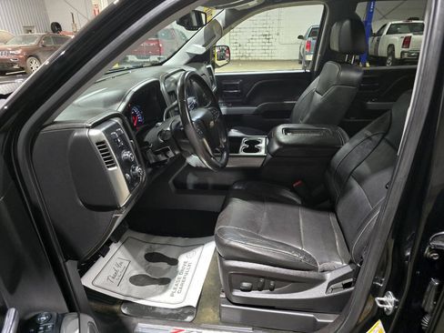 Used 2017 Chevrolet Silverado 1500 LTZ Z71 w/ Redline Edition AWD/4WD image 28