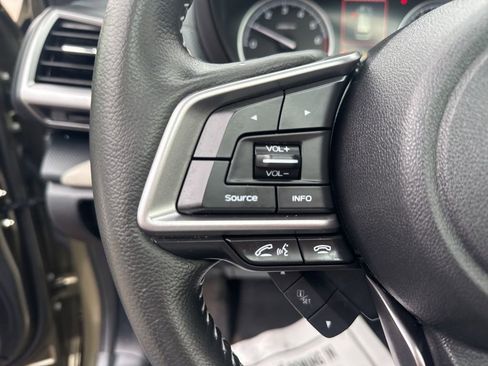 Used 2023 Subaru Forester Limited image 13