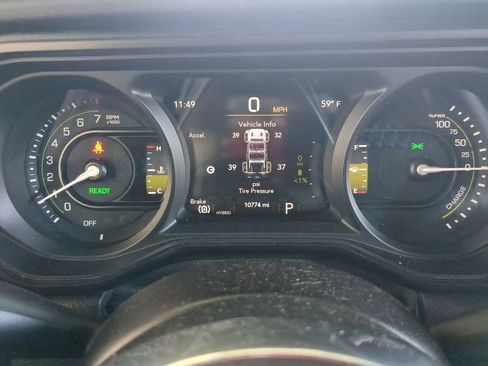 Used 2024 Jeep Wrangler High Altitude image 14