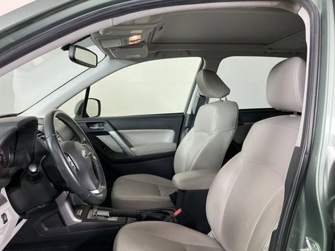 Used 2014 Subaru Forester 2.5i Limited AWD/4WD image 10