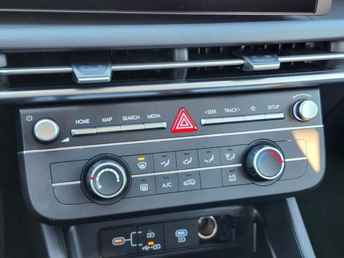 New 2026 Hyundai Tucson SE image 22