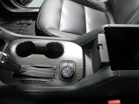 Used 2019 GMC Acadia SLT w/ LPO, Floor Liner Package FWD image 19