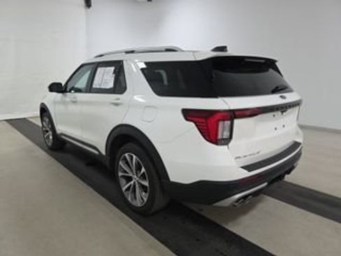 Used 2025 Ford Explorer Platinum w/ Ultimate Package AWD/4WD image 4