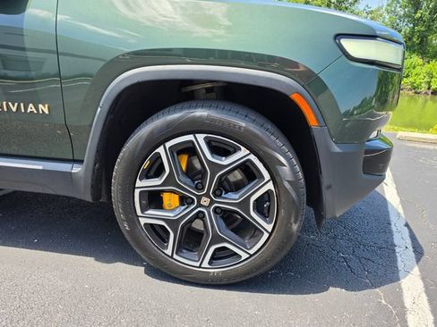 Used 2023 Rivian R1S Launch Edition AWD/4WD image 4