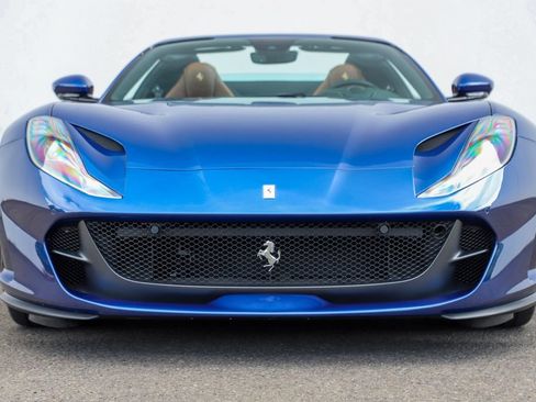 Used 2021 Ferrari 812 GTS RWD image 18