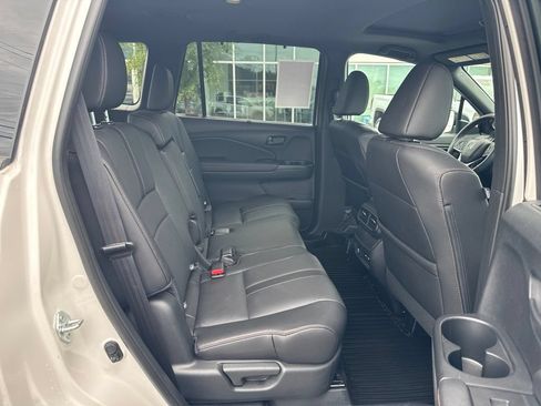 Used 2024 Honda Passport TrailSport image 24