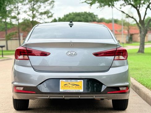 Used 2019 Hyundai Elantra SEL w/ Cargo Package FWD image 5