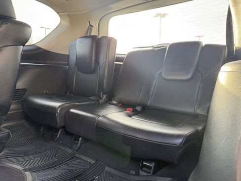 Used 2016 INFINITI QX80 Base w/ 22" Wheel Package image 27