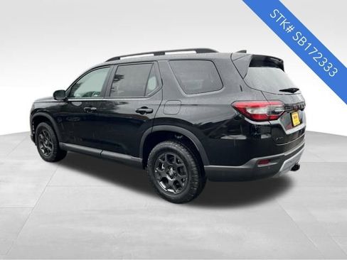 New 2025 Honda Pilot TrailSport image 5