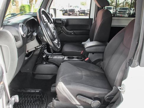 Used 2015 Jeep Wrangler Sport w/ Quick Order Package 24S image 18