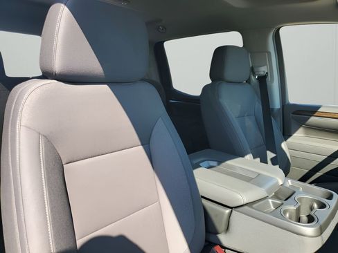 New 2026 GMC Sierra 1500 Elevation image 15