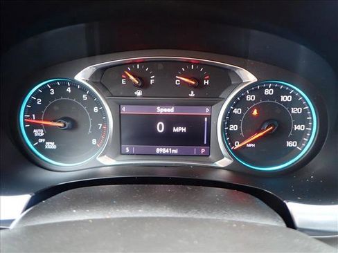 Used 2020 Chevrolet Traverse LT w/ Driver Confidence II Package image 26