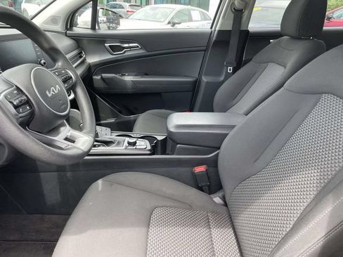 Certified 2024 Kia Sportage LX FWD image 15