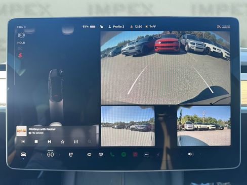 Used 2022 Tesla Model Y Long Range image 17
