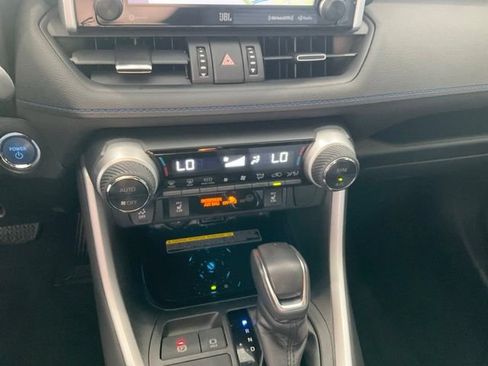 Used 2020 Toyota RAV4 XSE AWD/4WD image 15
