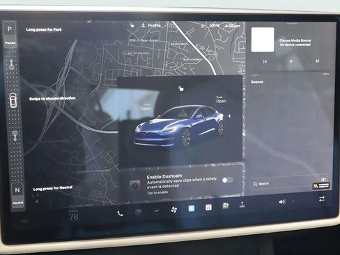 Used 2022 Tesla Model S AWD/4WD image 12