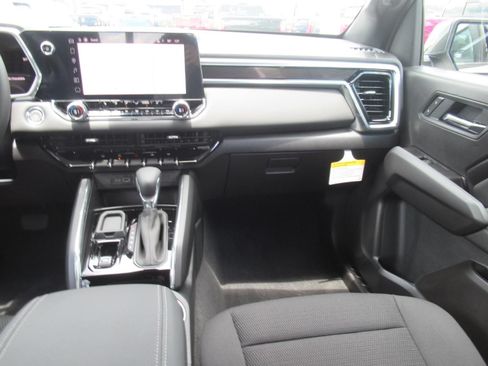 New 2026 GMC Canyon Elevation w/ Convenience Package RWD image 14
