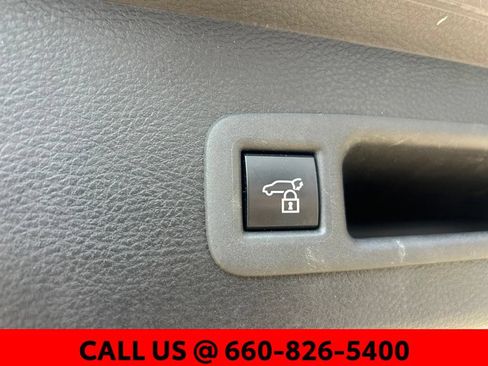 Certified 2026 Toyota Sienna XLE AWD/4WD image 11