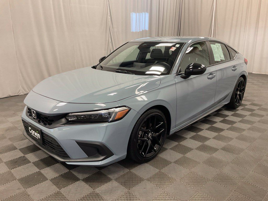 Used 2023 Honda Civic Sport image 5