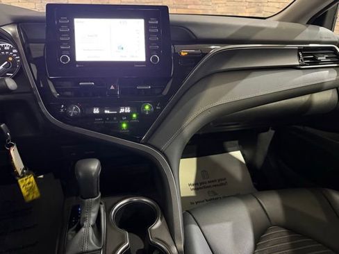 Used 2023 Toyota Camry SE image 20