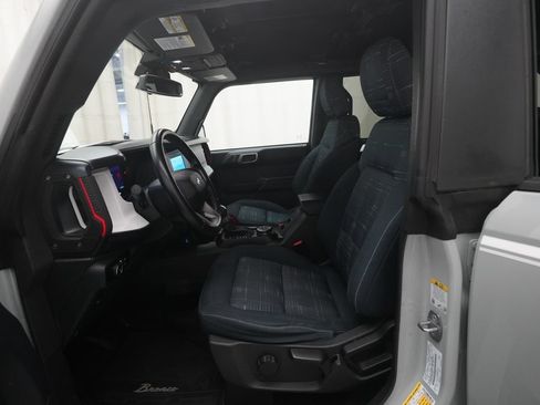 Used 2023 Ford Bronco Heritage Edition AWD/4WD image 7