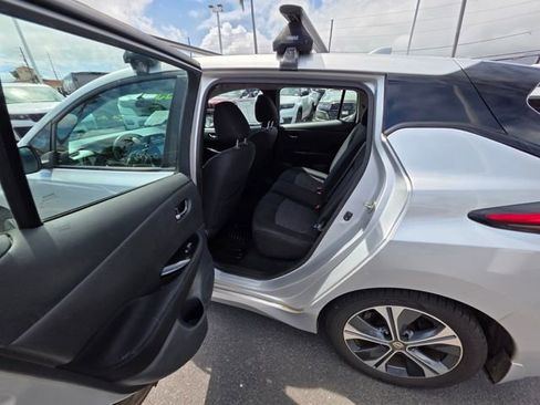 Used 2019 Nissan Leaf SV image 10