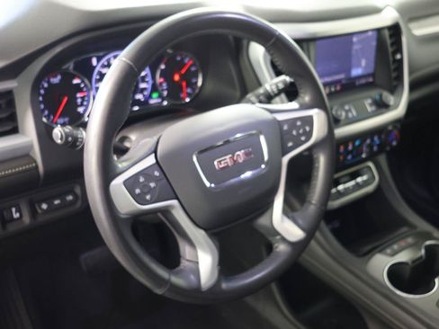 Used 2020 GMC Acadia SLT w/ Driver Alert Package II FWD image 12