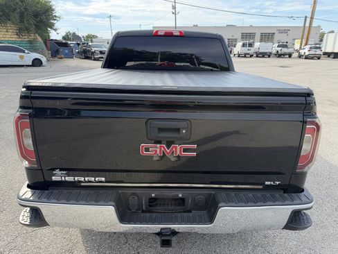 Used 2018 GMC Sierra 1500 SLT w/ SLT Premium Package AWD/4WD image 6