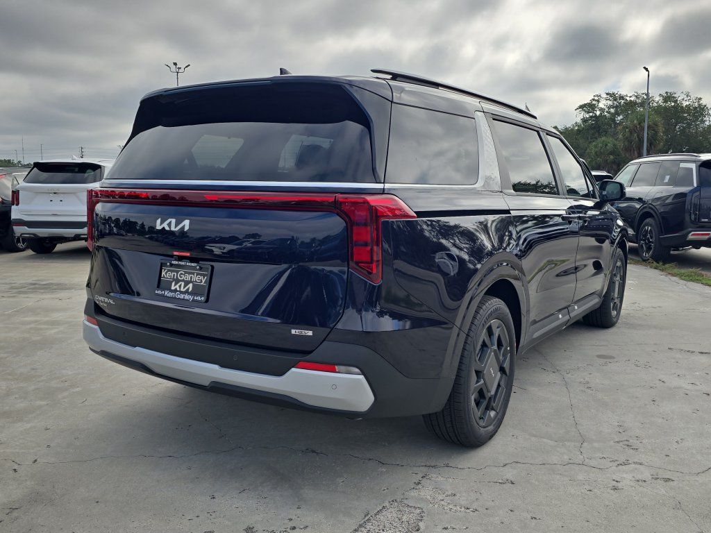 New 2027 Kia Carnival EX FWD image 8