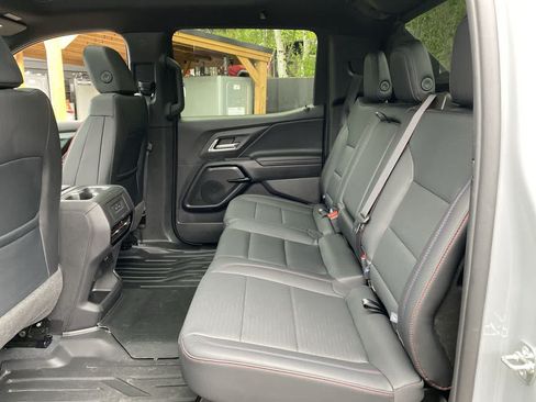 Used 2025 Chevrolet Silverado EV RST AWD/4WD image 16