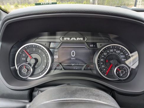 New 2026 RAM 1500 4x4 Crew Cab image 30