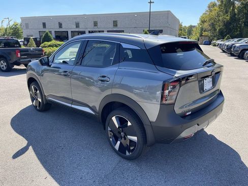 New 2026 Nissan Kicks SR FWD image 5