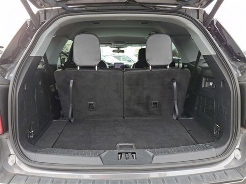 Used 2022 Ford Explorer XLT w/ Equipment Group 202A image 28