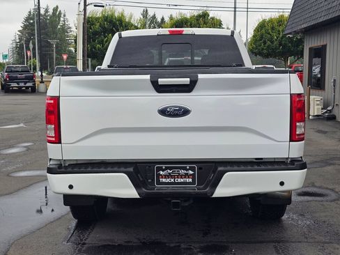 Used 2017 Ford F150 XLT w/ Equipment Group 302A Luxury AWD/4WD image 4