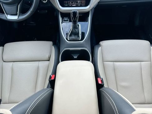 Certified 2023 Subaru Outback Limited image 30