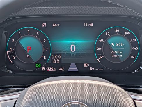 Certified 2025 Volkswagen Atlas Peak Edition SE AWD/4WD image 23