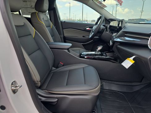 New 2026 Chevrolet Trax ACTIV FWD image 15