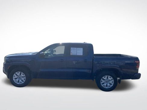 Used 2022 Nissan Frontier SV image 4