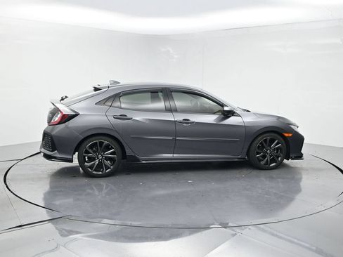 Used 2018 Honda Civic Sport Touring image 4