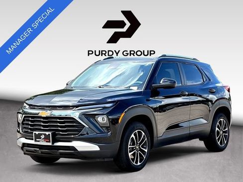 Used 2025 Chevrolet TrailBlazer LT AWD/4WD image 4