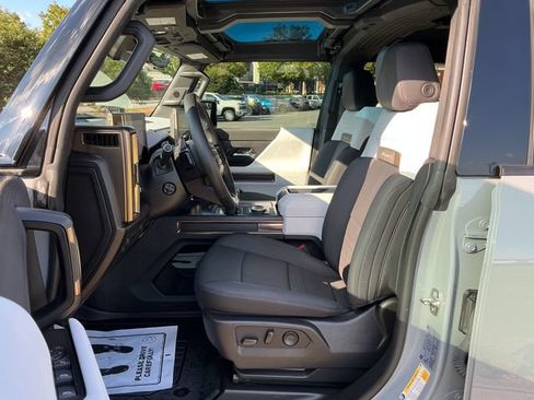 Used 2024 GMC Hummer EV 2X w/ LPO, Illumination Package AWD/4WD image 13