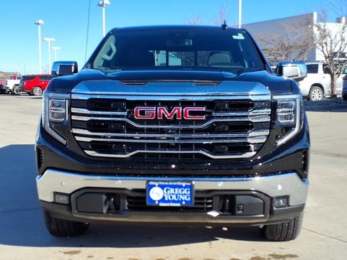 New 2026 GMC Sierra 1500 SLT w/ SLT Premium Plus Package AWD/4WD image 2