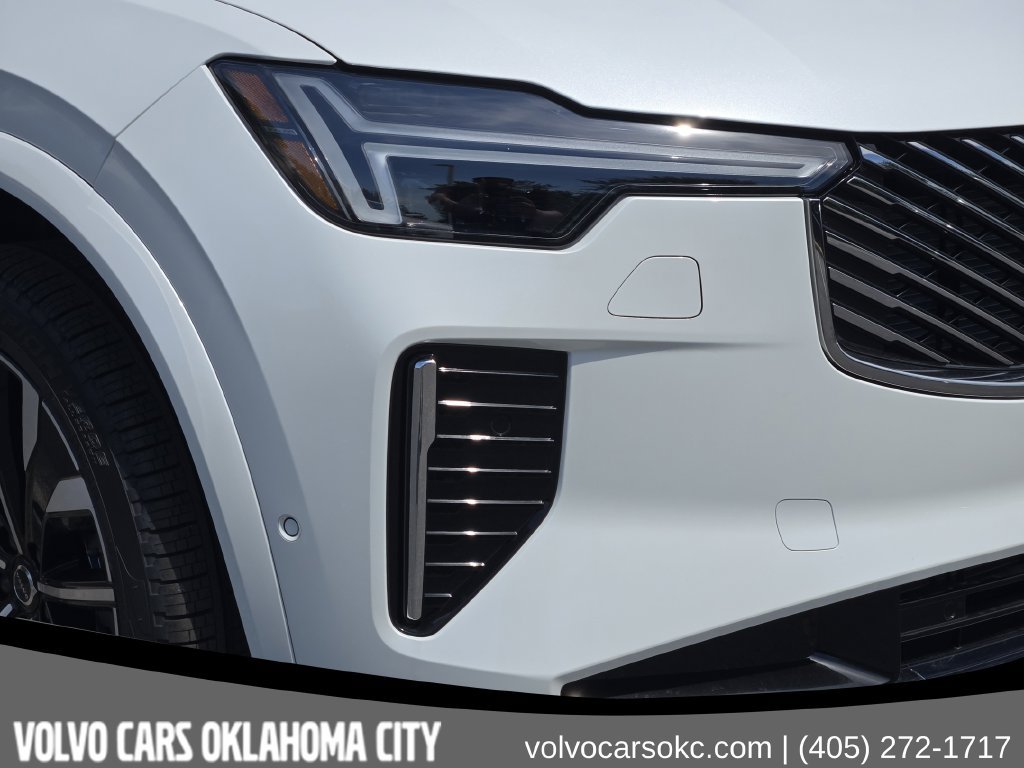 New 2026 Volvo XC90 B5 Plus AWD/4WD image 7